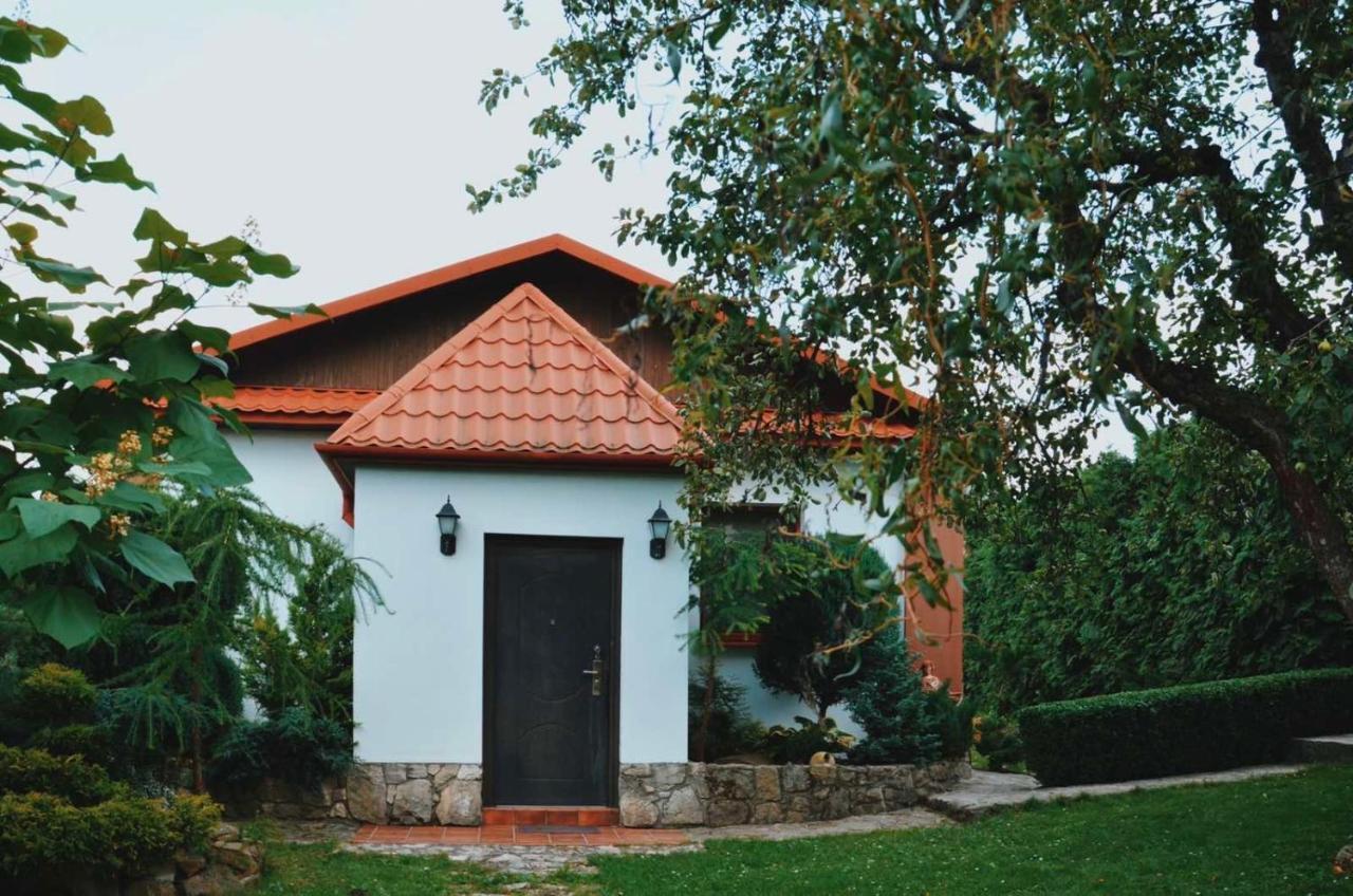 Sadyba Pochayiv Vila Pochaiv Exterior foto